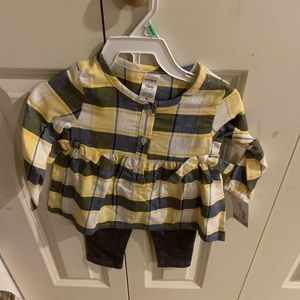 Carter’s set w/ long sleeve tunic and pants